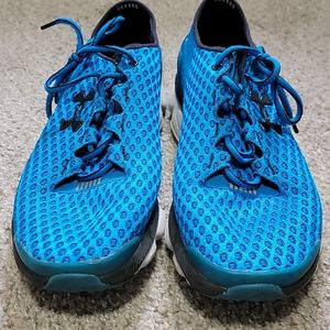 Gemini blue speed form shoes